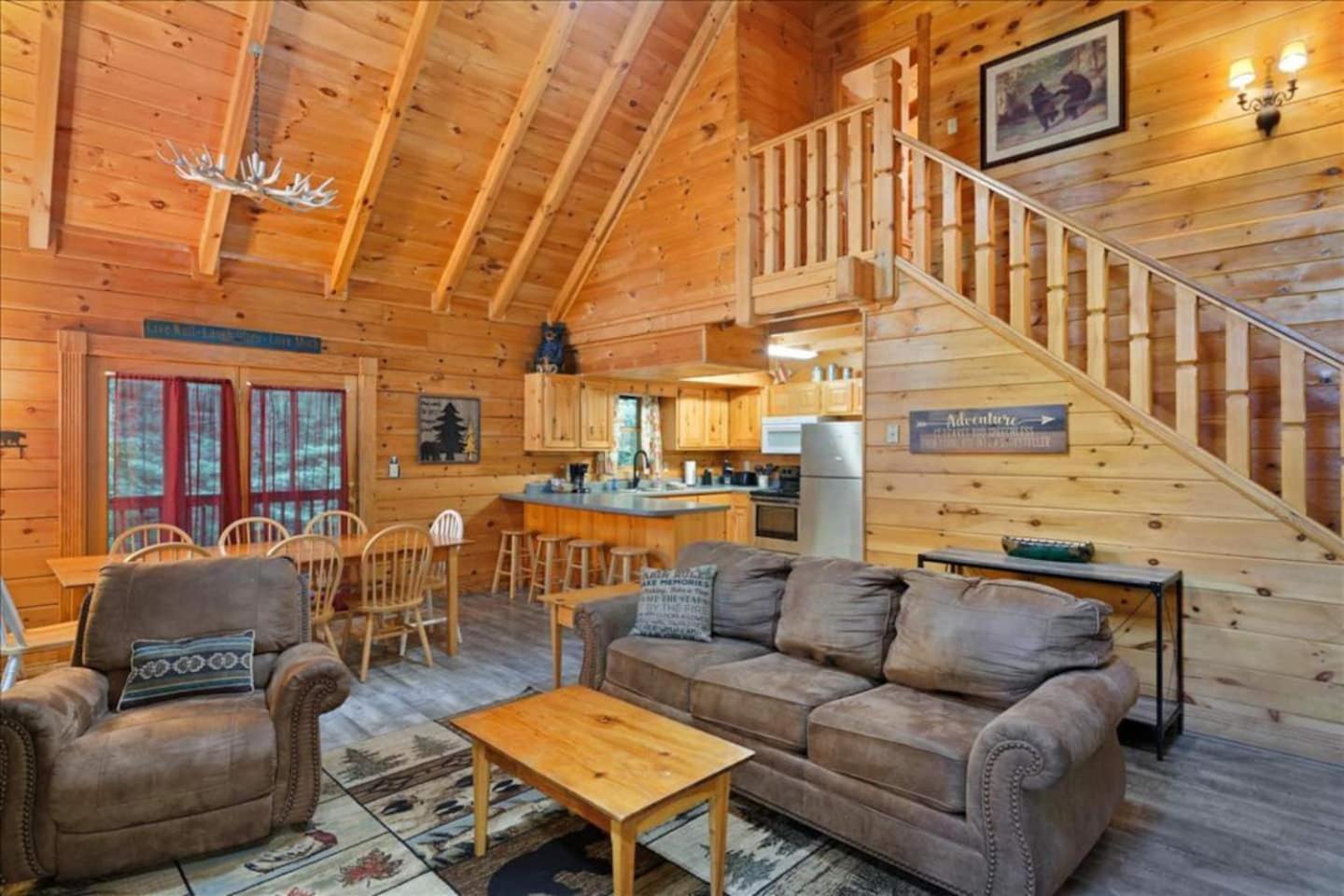 5br Smoky Hot Tub, Games, 1 Mi To Parkway Ferienhaus
