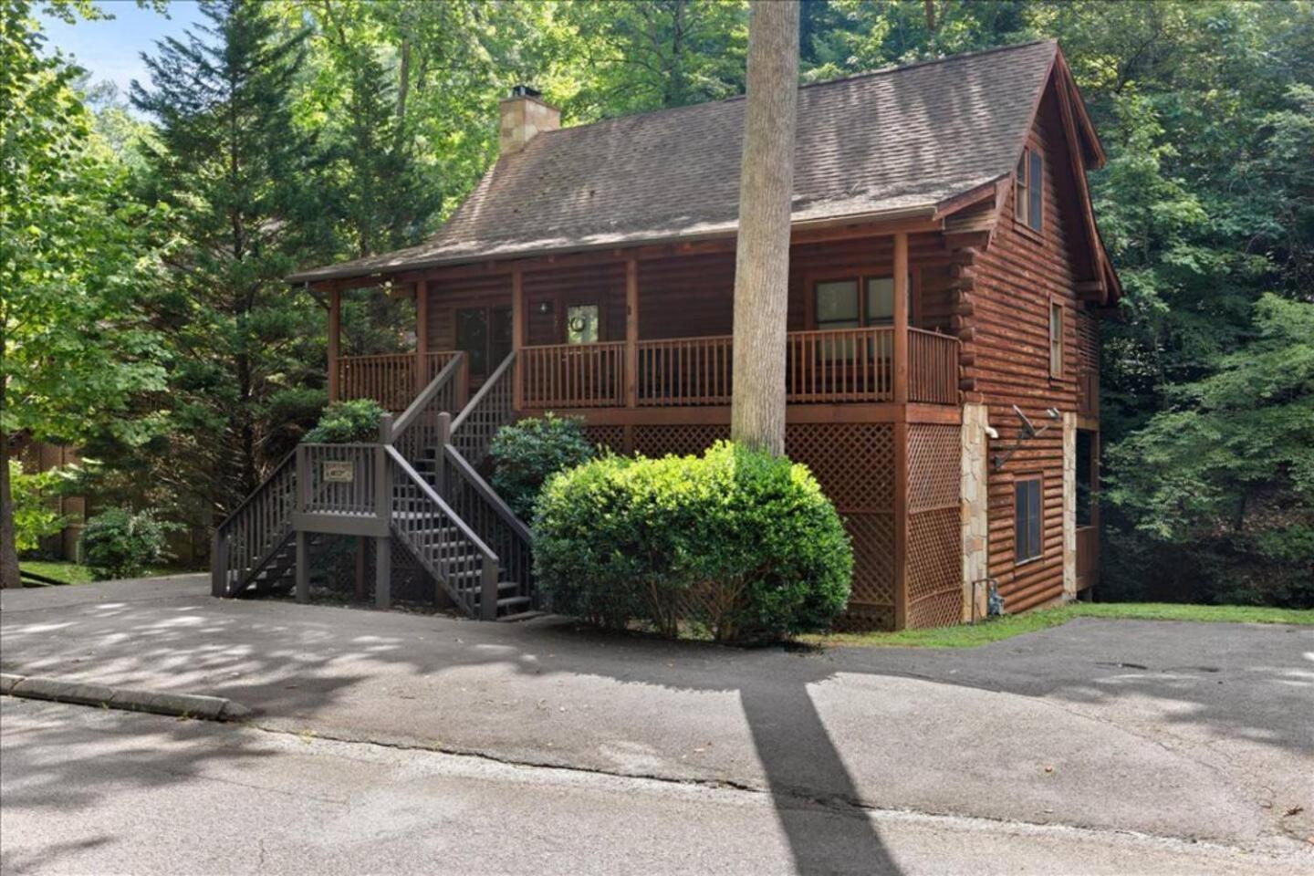 5br Smoky Hot Tub, Games, 1 Mi To Parkway Сasa de vacaciones *